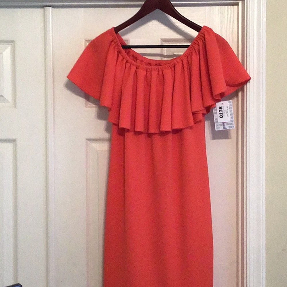 Coral dress/size large